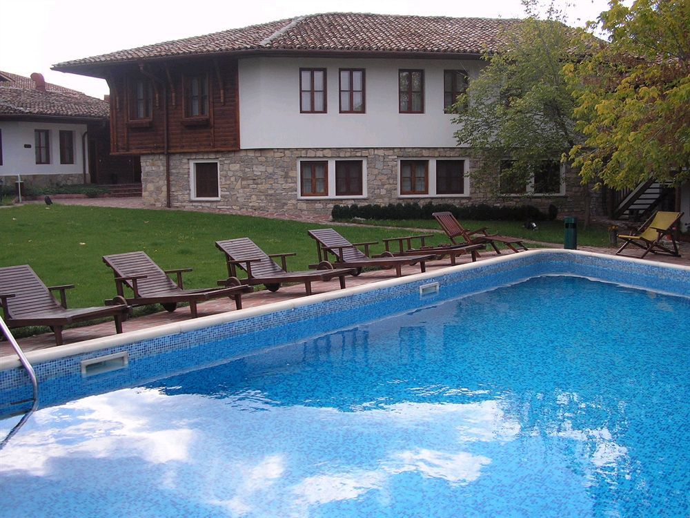 Hotel Izvora - Garden Retreat Arbanasi Exterior foto