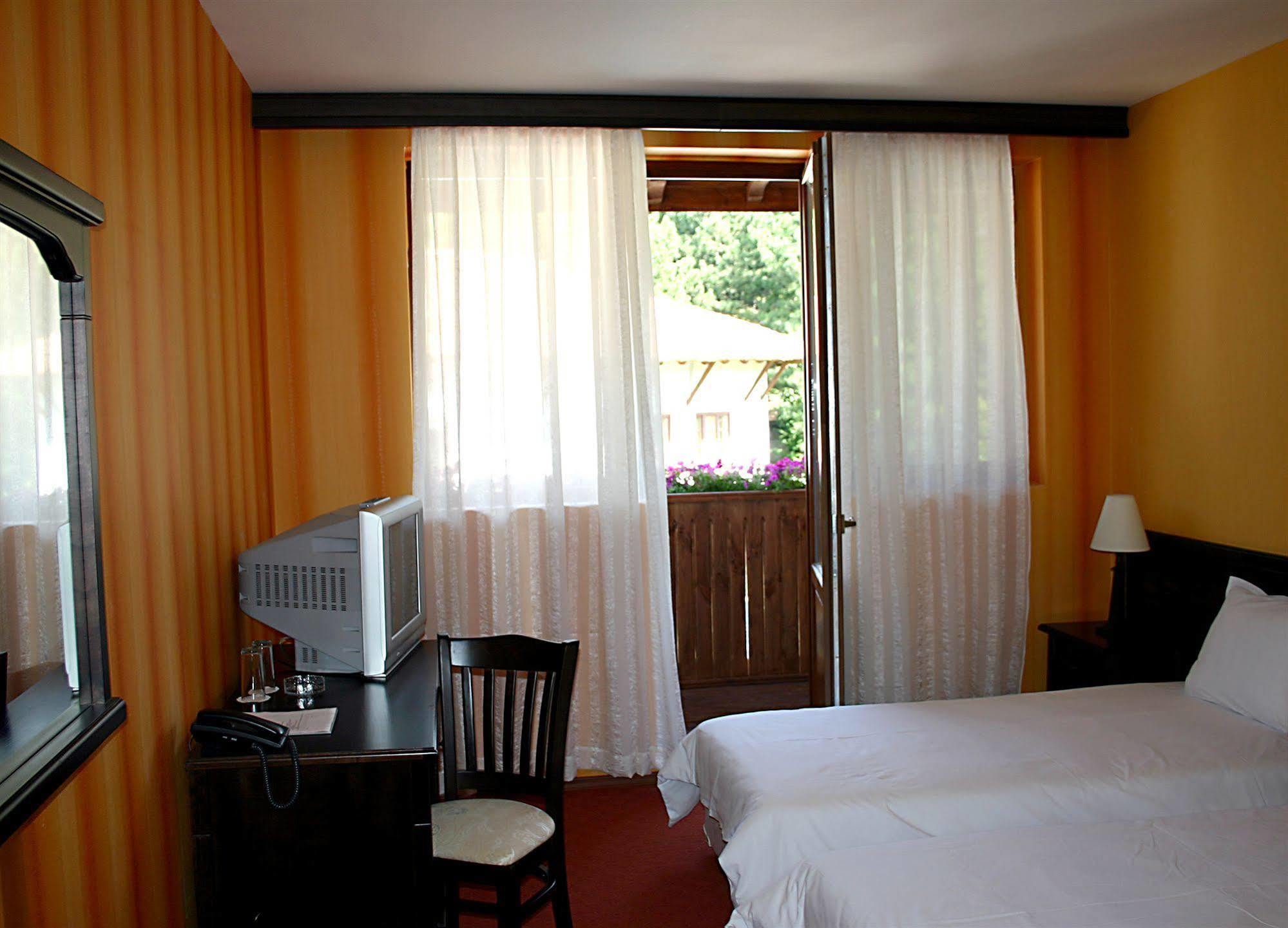 Hotel Izvora - Garden Retreat Arbanasi Exterior foto